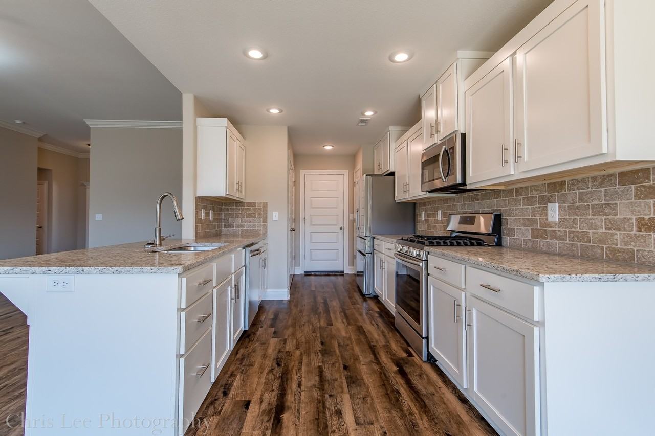 1635 S Borden St - Photo 6 of 17