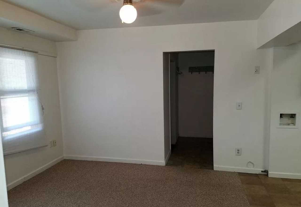 1033 Fuller Ave - Photo 2 of 12