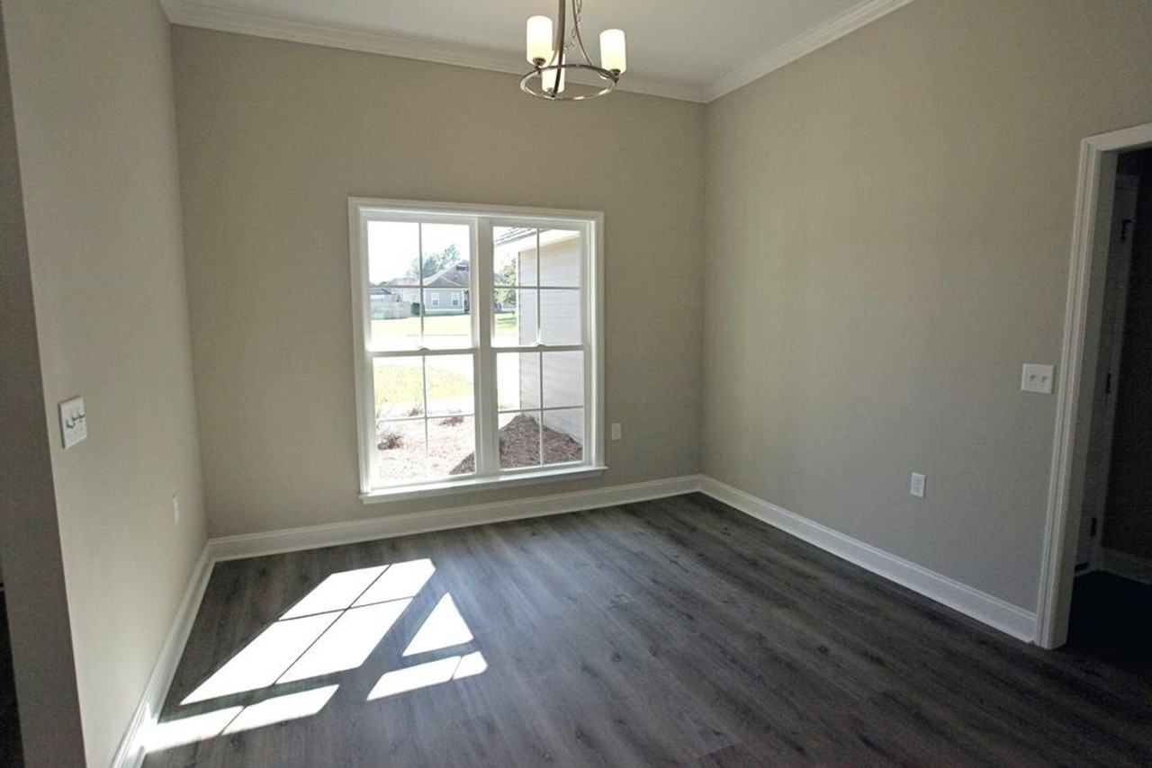 4304 Summer Hill Pl - Photo 2 of 11
