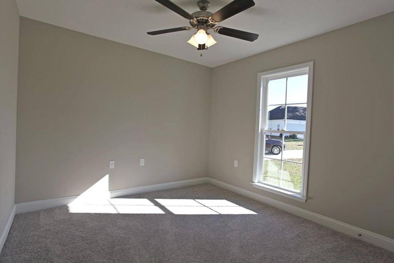 4304 Summer Hill Pl - Photo 7 of 11