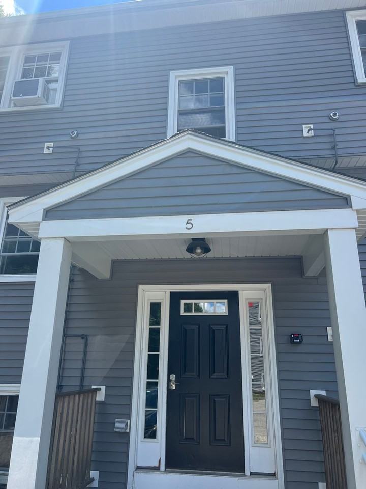 5 Philbrick Ln