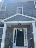 featured image of 5 Philbrick Ln