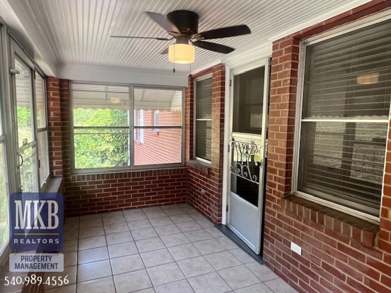 6099 Franklin Rd - Photo 5 of 34