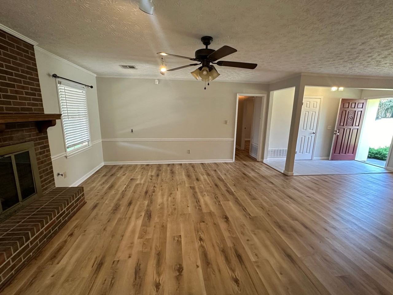 2104 Woodmere Loop - Photo 6 of 22