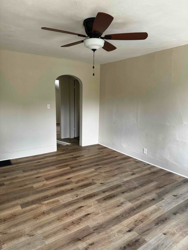 452 North Market Street - Photo 3 of 5