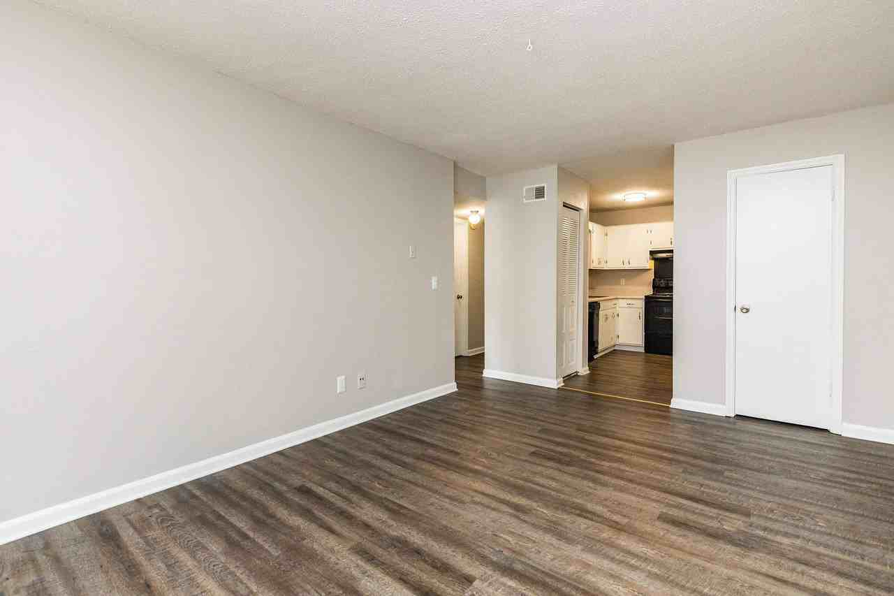 Newcastle Apartments - Photo 3 of 35