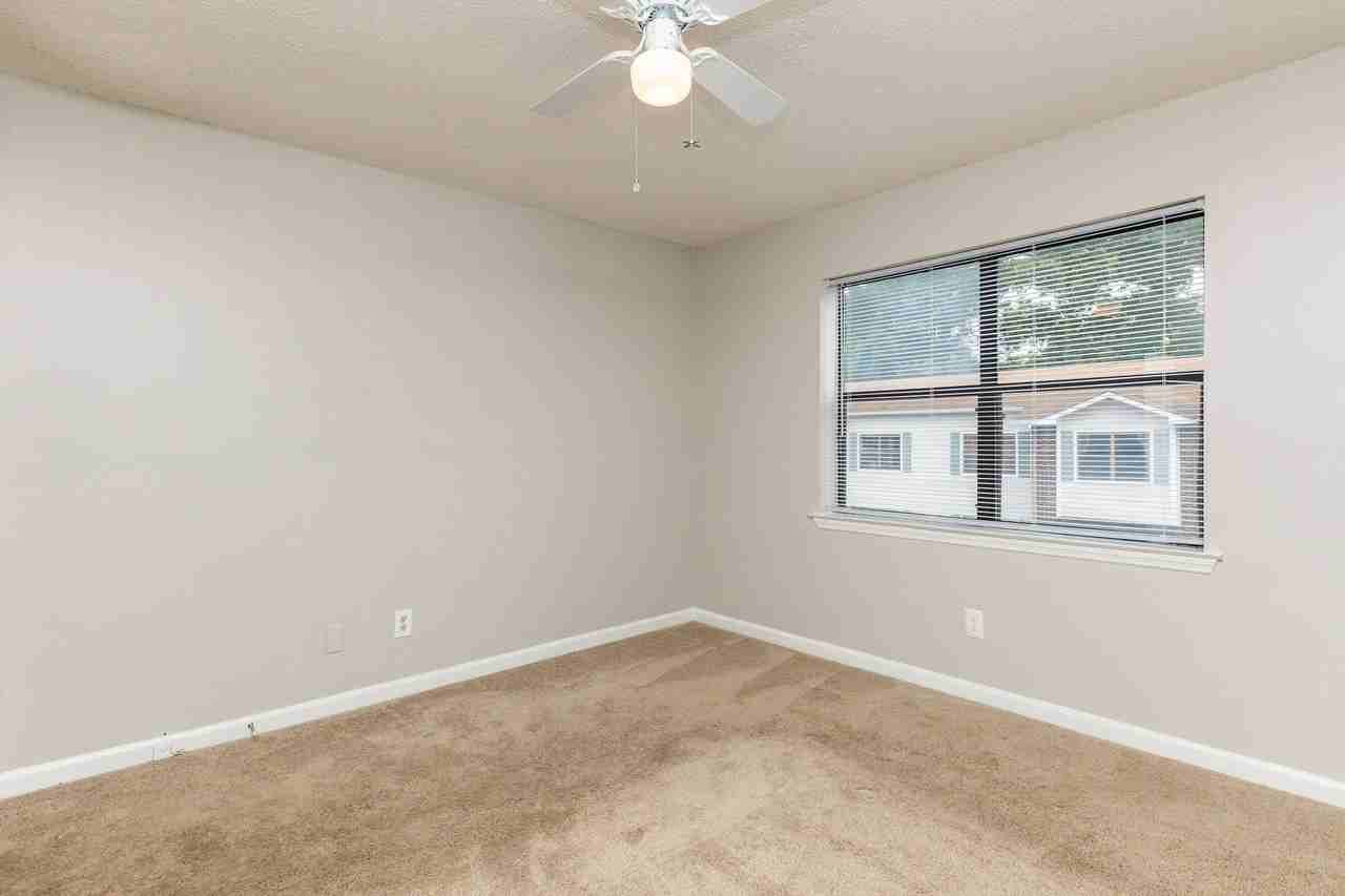 Newcastle Apartments - Photo 7 of 35