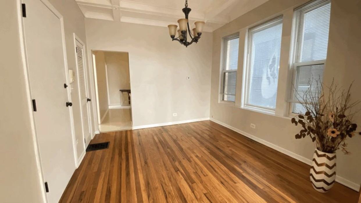 2246 W Armitage Ave #2F - Photo 4 of 10