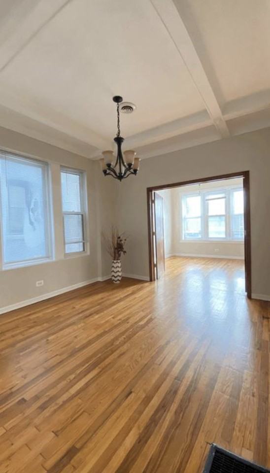 2246 W Armitage Ave #2F - Photo 7 of 10