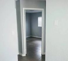 624 Sw 10th St #A - Photo 1 of 1