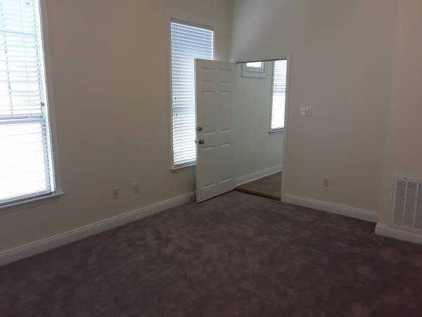 4218 Perrier St #4218B - Photo 3 of 8