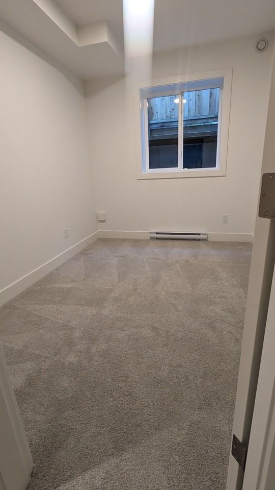 1575 Kilmer Road - Photo 3 of 7