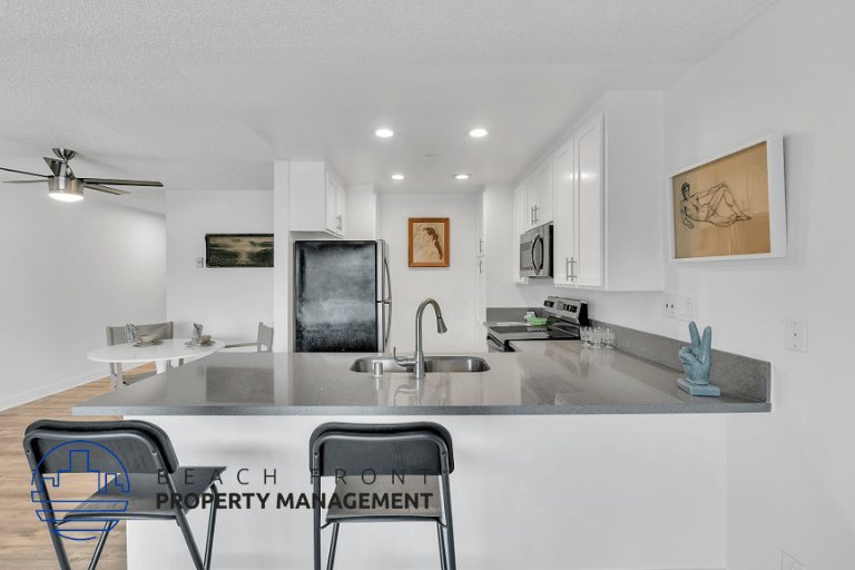 1625 Redondo Ave. - Photo 3 of 34