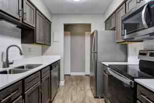 Glen Oaks East Apartments - Photo 1 of 1