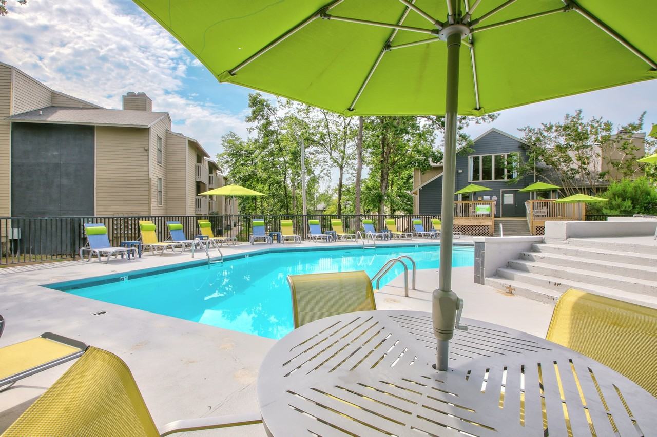 Lennox - Photo 5 of 34