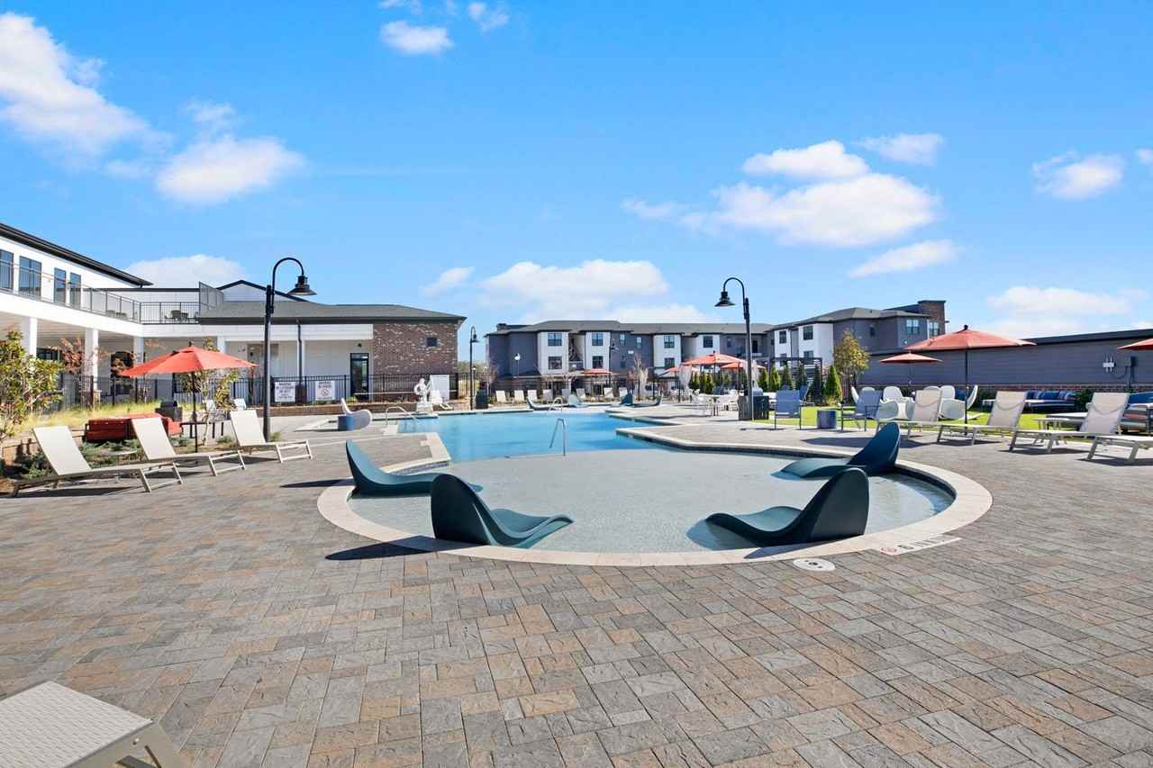 Argento at the Bridges Apartments - Photo 6 of 26