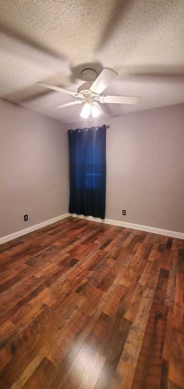 1508 Woodfield St - Photo 6 of 10