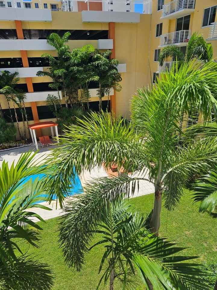 2775 NE NE 187th ST #323 - Photo 6 of 43