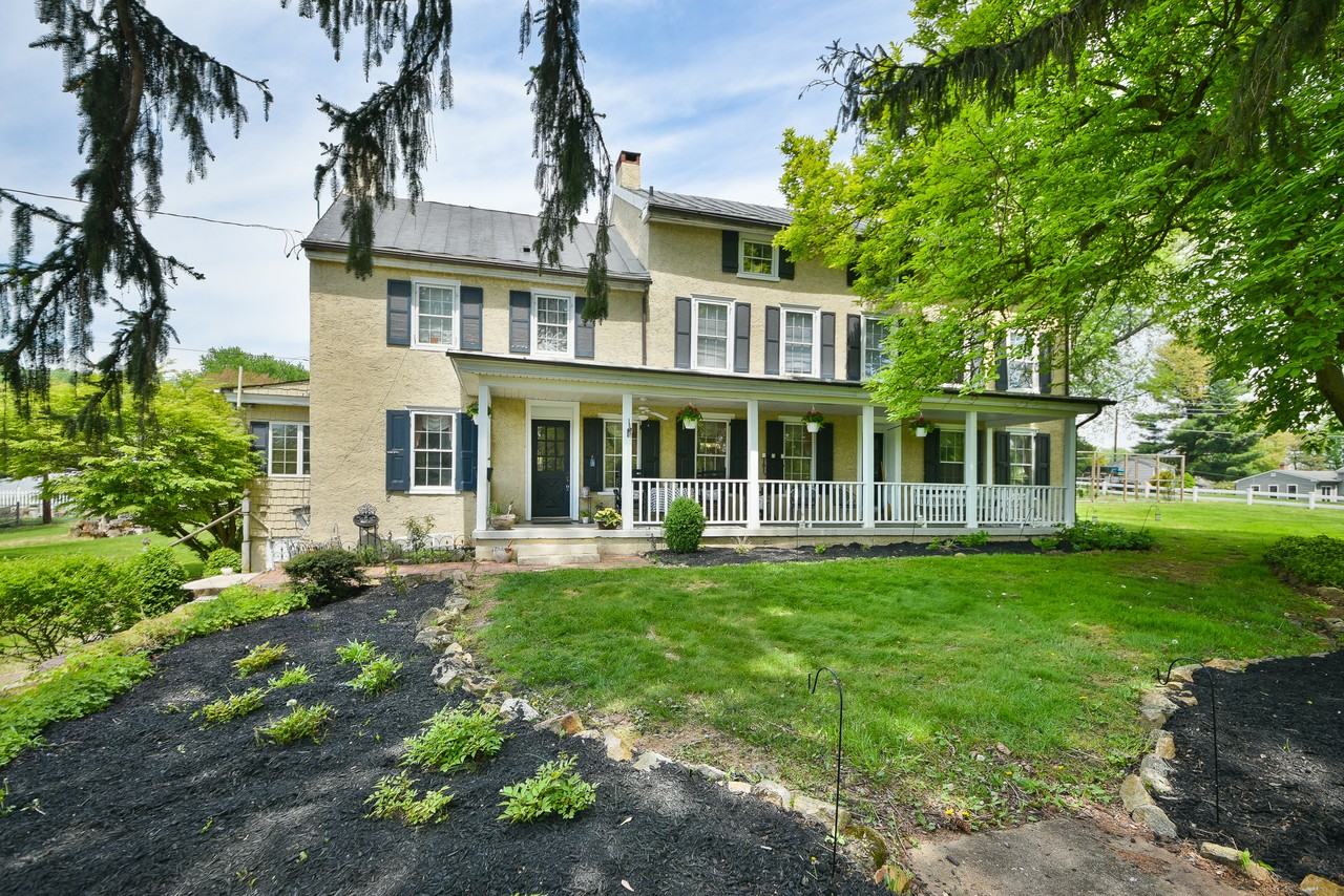 2612 Brownsville Rd - Photo 2 of 40