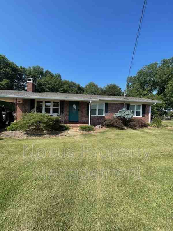 155 Laster Rd - Photo 3 of 34