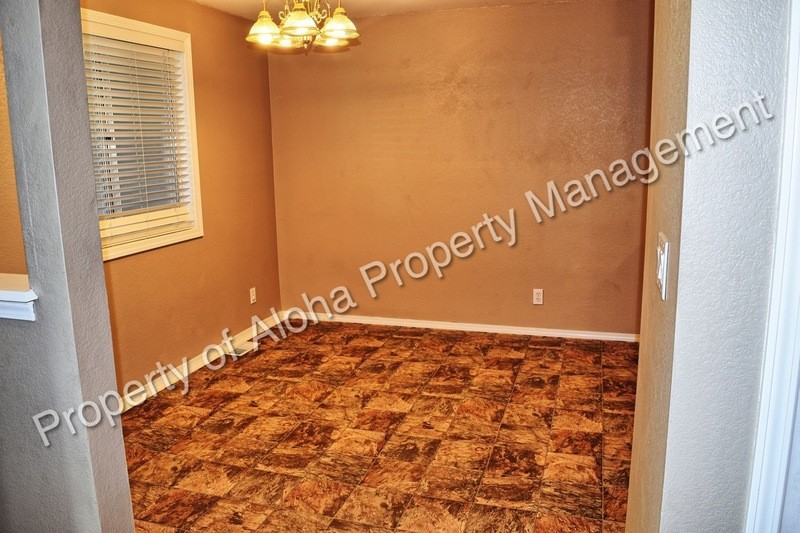 3750 S Upland Ave - Photo 5 of 15