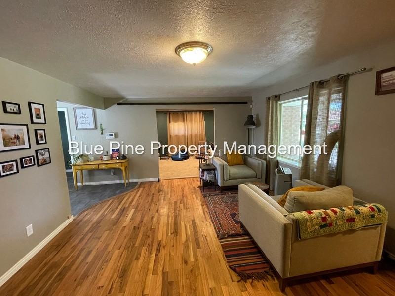 455 Linden Dr - Photo 4 of 17