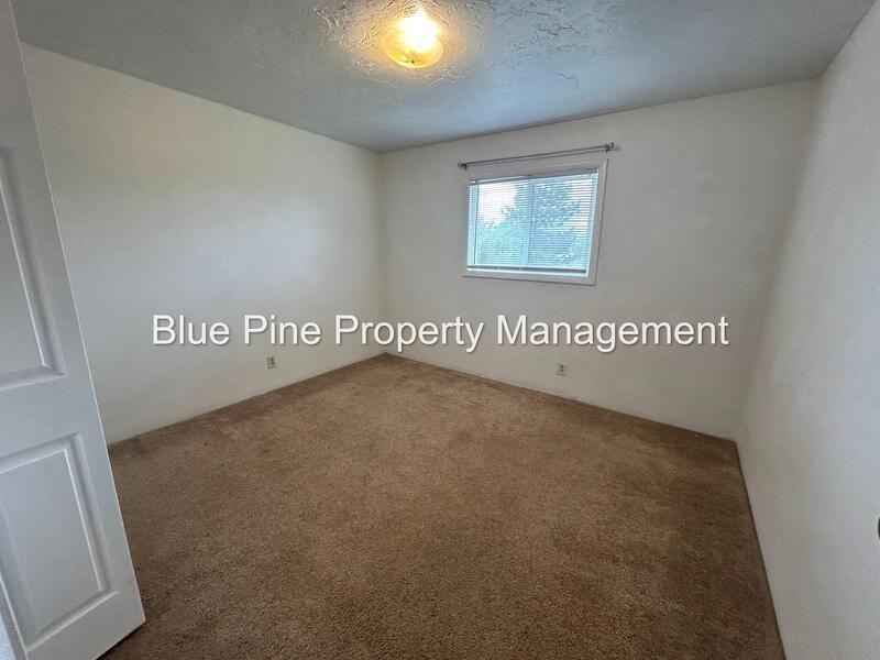 182 Adams St #2 - Photo 6 of 10