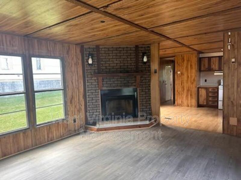 166 Glenwood Ln - Photo 2 of 6