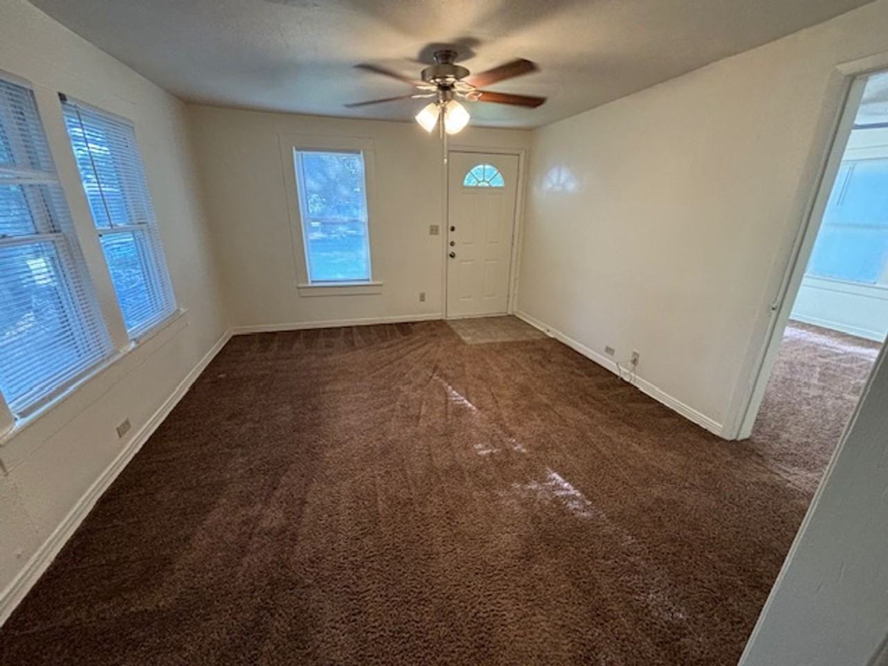 2816 Putnam St - Photo 3 of 25