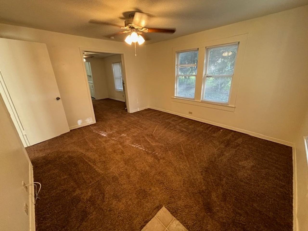 2816 Putnam St - Photo 4 of 25