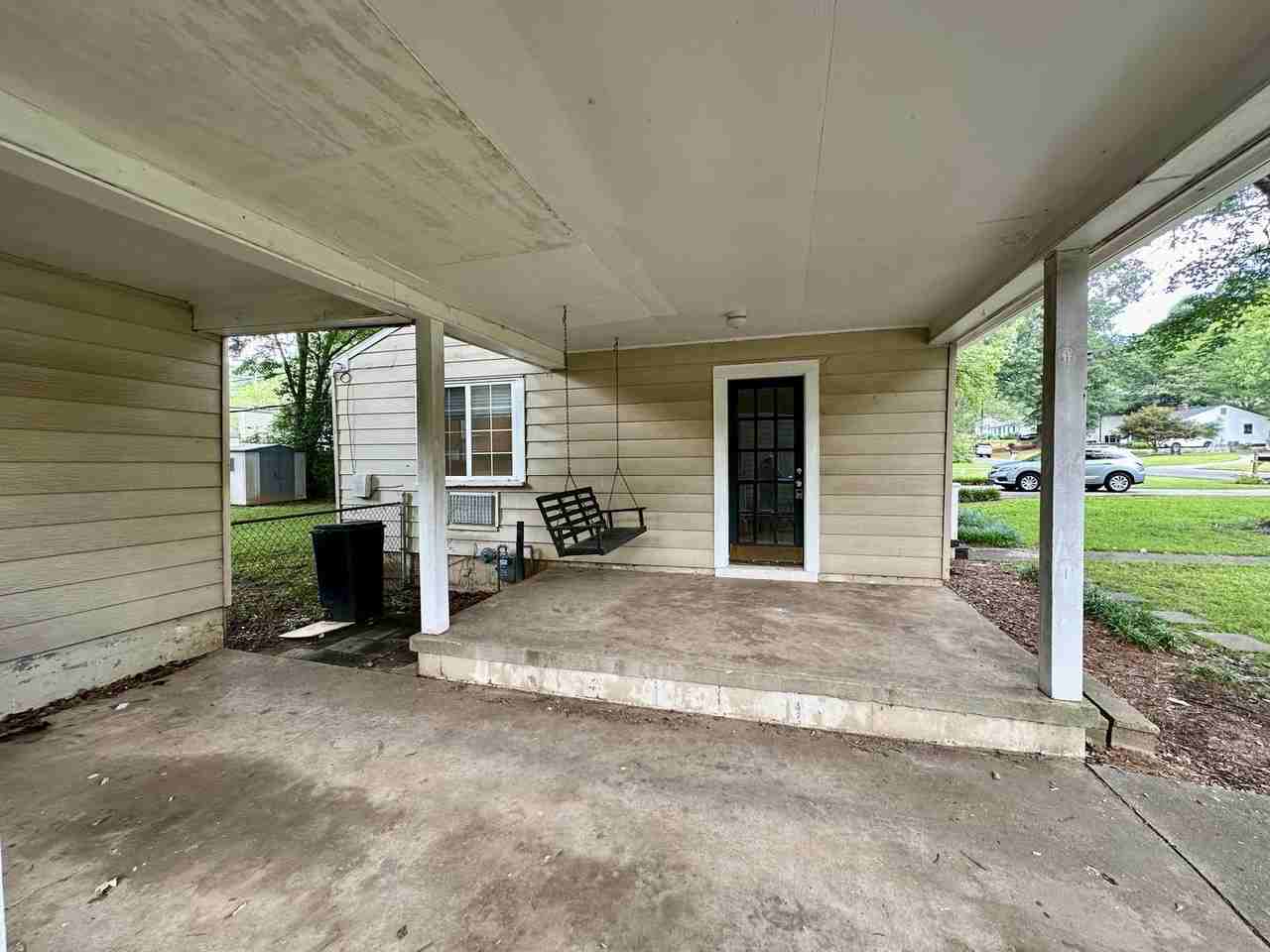 1213 Concord Ave - Photo 3 of 10