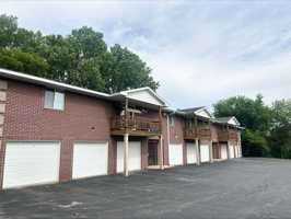 featured image of 1516 1516 & 1518 Redstone Trail