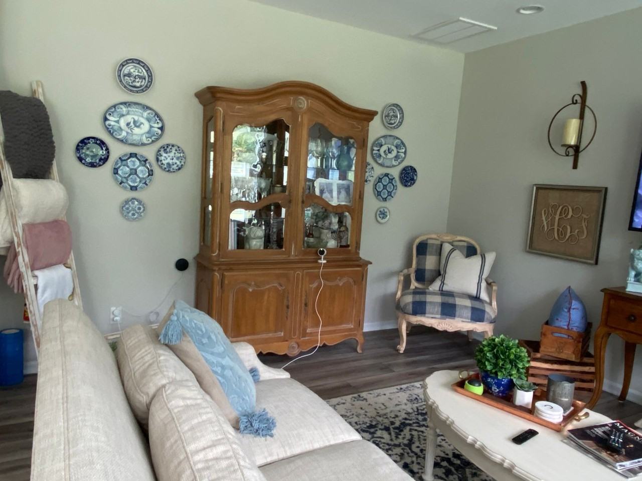 319 Waybridge Way - Photo 3 of 12