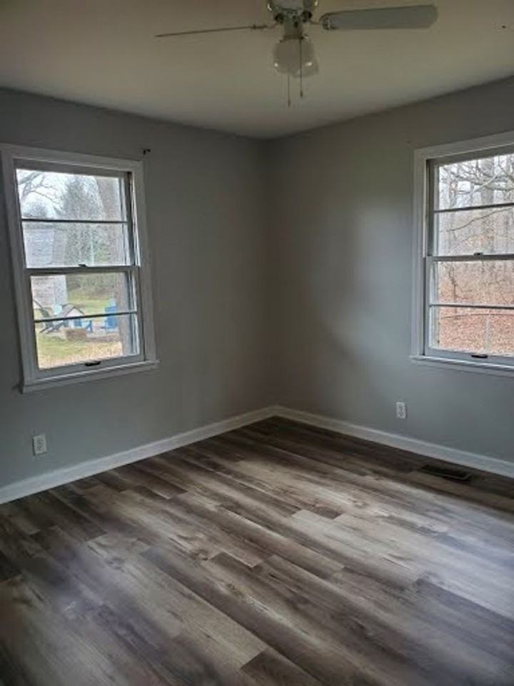 5322 W Smokey Row Rd - Photo 7 of 9