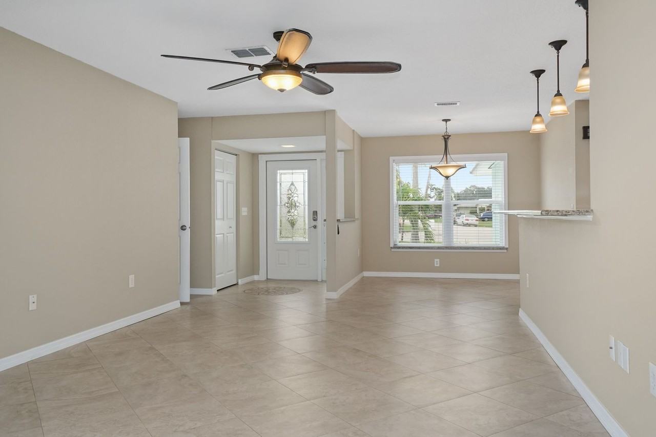 7412 14th Ave W - Photo 6 of 34