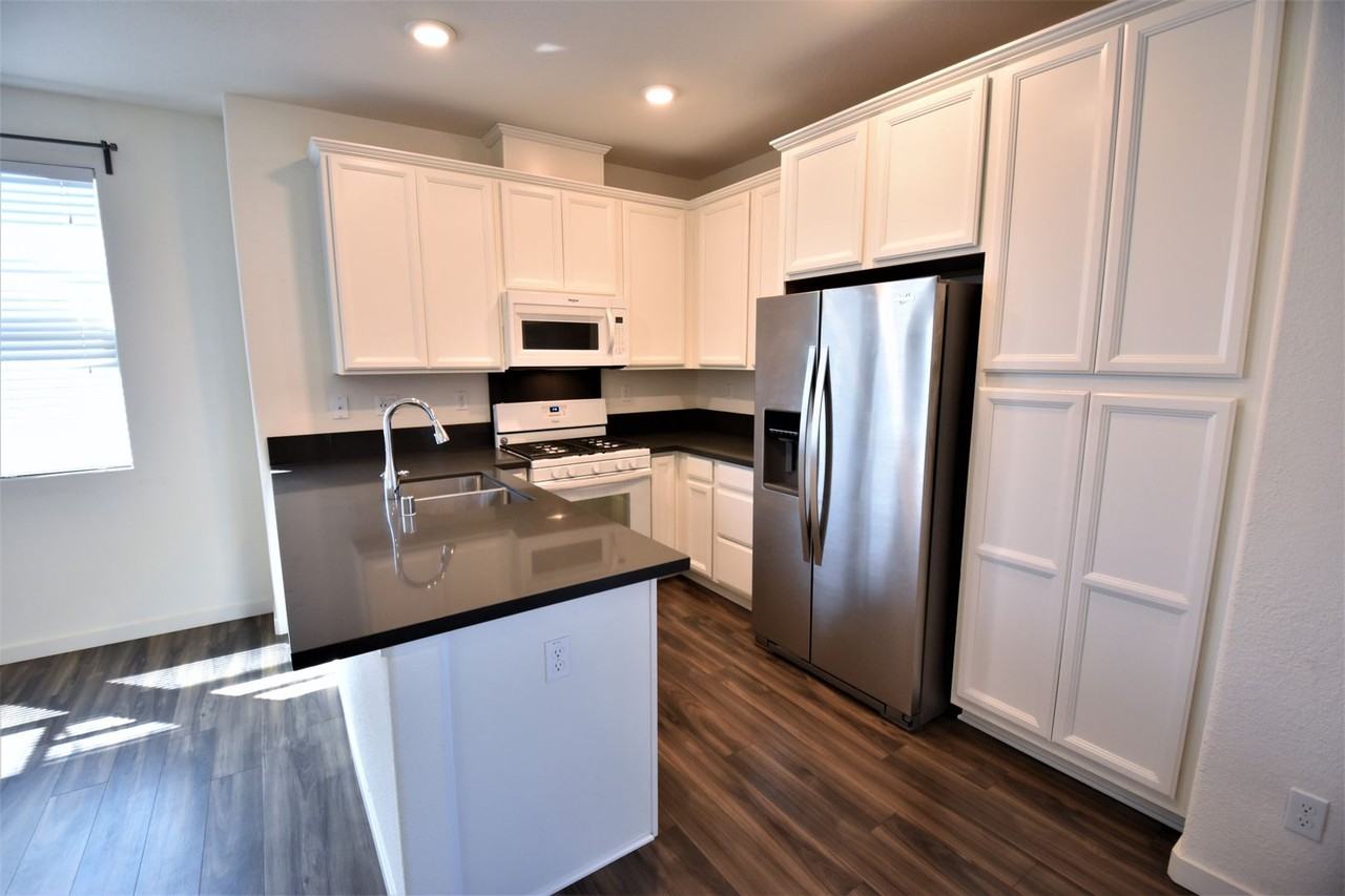 3998 E Commerce Way - Photo 2 of 35