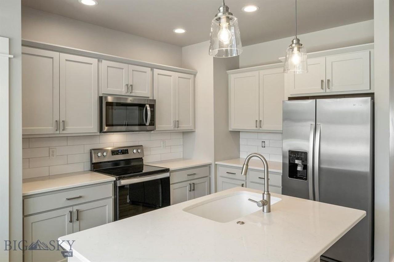 349 Meriwether Ave - Photo 4 of 22