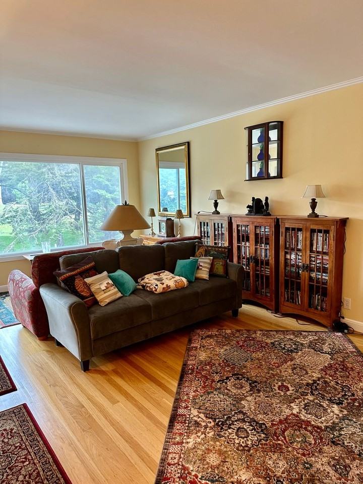 4417 Lincoln Way - Photo 2 of 21