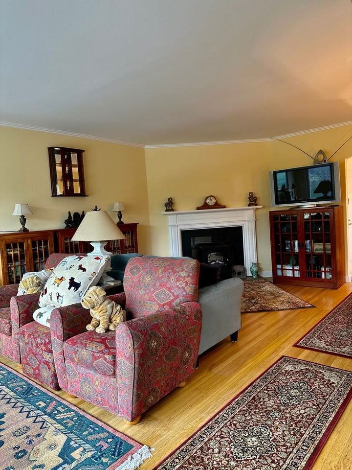 4417 Lincoln Way - Photo 3 of 21