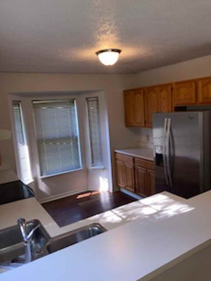 1116 Viburnum Dr - Photo 4 of 12