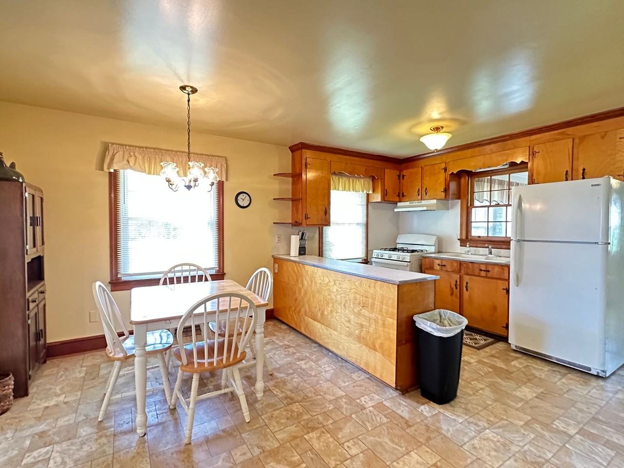 547 Union Mill Rd - Photo 4 of 19