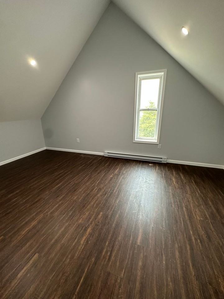 419 E Washington St - Photo 3 of 15