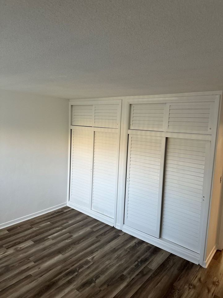 Kay Apartments - Photo 4 of 4