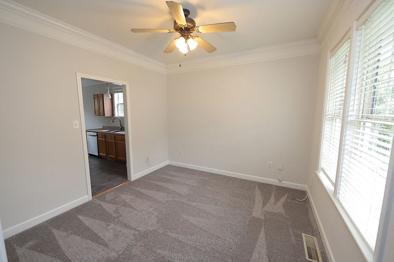 8338 Hobhouse Cir - Photo 3 of 15