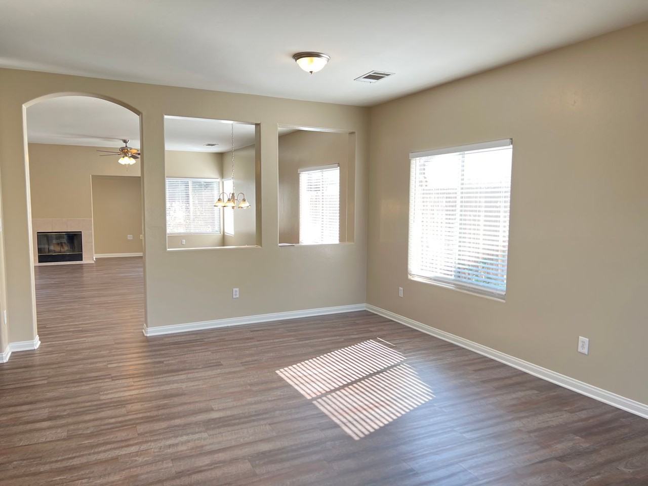 8417 Seven Hills Dr - Photo 2 of 17