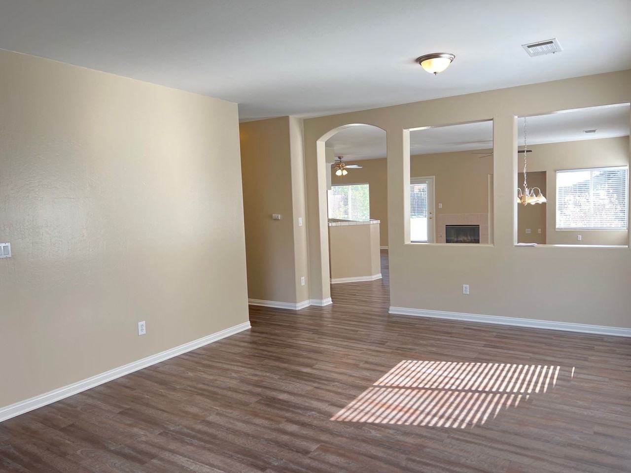 8417 Seven Hills Dr - Photo 3 of 17