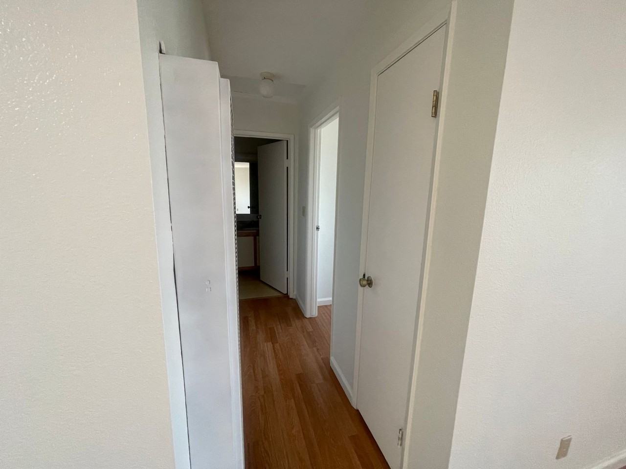 293 - Lotus Apartments - Photo 3 of 7