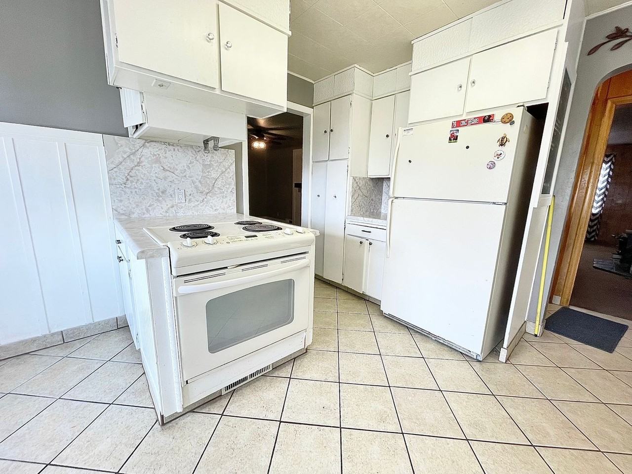 49 E Durfee St - Photo 3 of 18