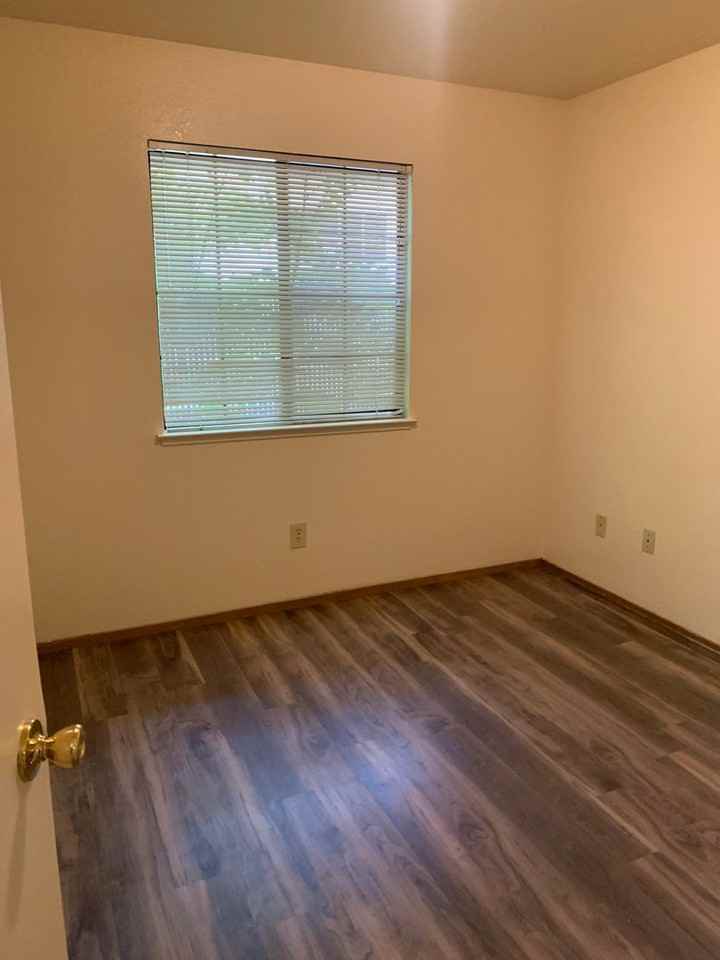 1144 Chestnut St. - Photo 2 of 9