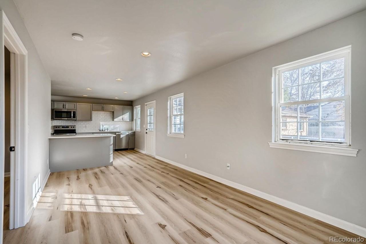 2465 S Franklin St - Photo 3 of 13